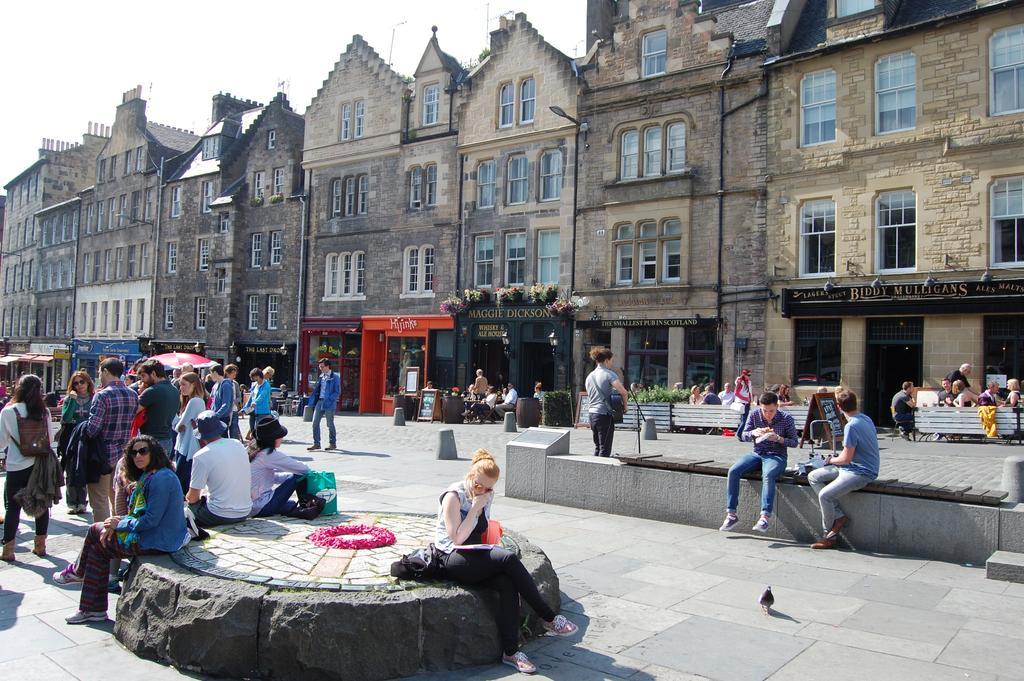 Grassmarket-Old Town Apartment Edinburg Rum bild